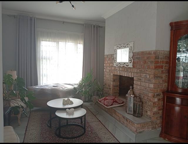 2 BEDROOM HOUSE FOR SALE IN VANES ESTATE
